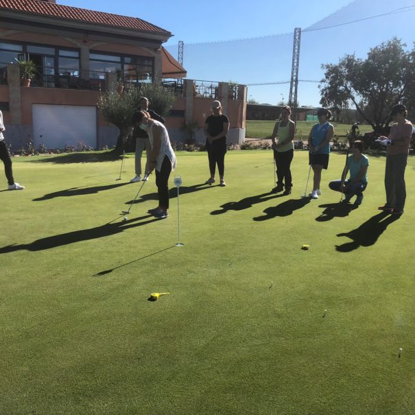 Escuela femenina de golf Salamanca