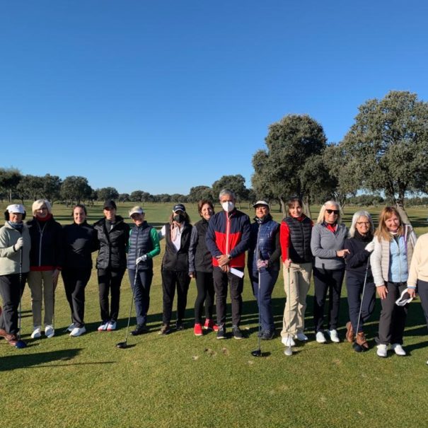 Escuela femenina de golf Salamanca