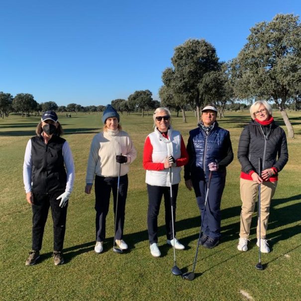 Escuela femenina de golf Salamanca