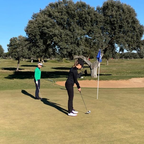 Escuela femenina de golf Salamanca