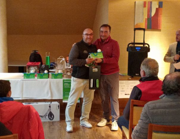 I Torneo de golf Salamanca en marcha contra el cáncer