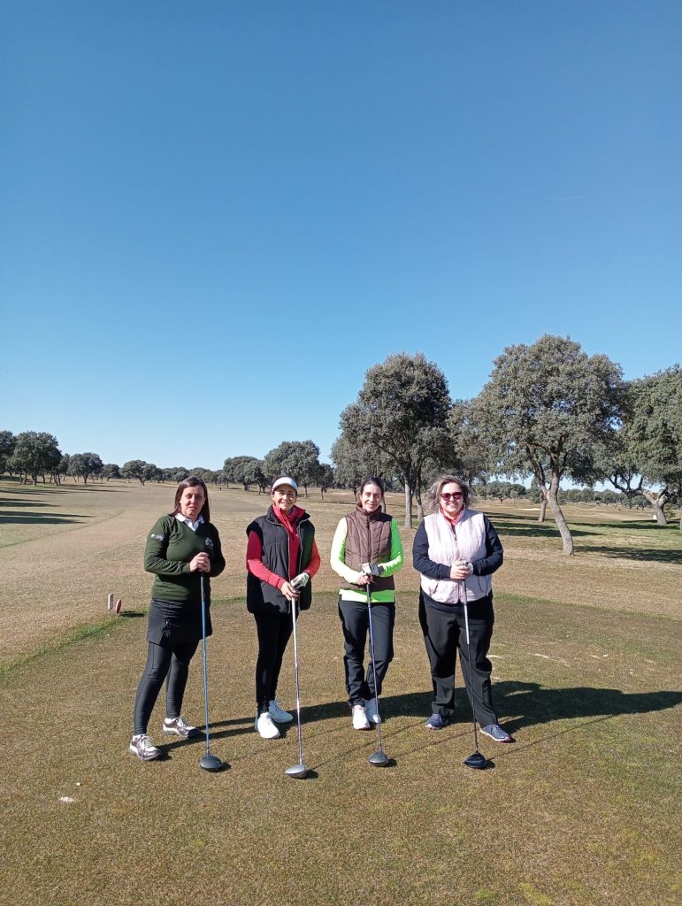 Liga femenina de golf La Valmuza